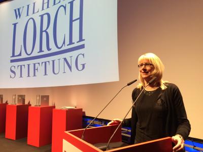 Ursula Dreyer bei der Preisverleihung der Wilhelm-Lorch-Stiftung während des 59. Forums der Textilwirtschaft in Heidelberg