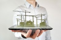 Mit der Eröffnung des digitalen Campus hdt+ hat Deutschlands ältestes technisches Weiterbildungsinstitut 2020 aus der Not eine echte Tugend gemacht und zukunftsweisende Antworten gefunden, die weit über die Pandemie hinausreichen. Die neuen digitalen Bildungsangebote umfassen die gesamte beispielhaft breit gefächerte Themenpalette. Somit ergeben sich auch 2022 für den Bereich Krane, Hebezeuge und Fördermittel sozusagen „krantastische Möglichkeiten“.