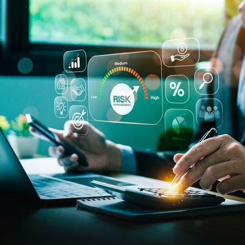 Cloud-Ausgaben mit FinOps verstehen und verwalten