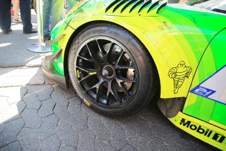Beim Adenauer Racing Day haben am heutigen Mittwochnachmittag und -abend viele der rund 200.000 Fans erstmals die Gelegenheit, mit vielen Rennern und Piloten auf Tuchfühlung zu gehen