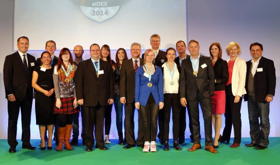 Jury und Preisträger des eIDEE-Wettbewerbs_Copyright Bundesdruckerei GmbH.jpg