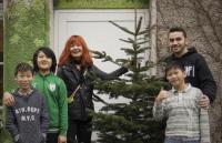 Freut sich über einen Weihnachtsbaum: der KoCa Jugendclub Berlin