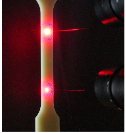 laserXtens_Klimakammer_Probe mit Laserausleuchtung_1007.JPG
