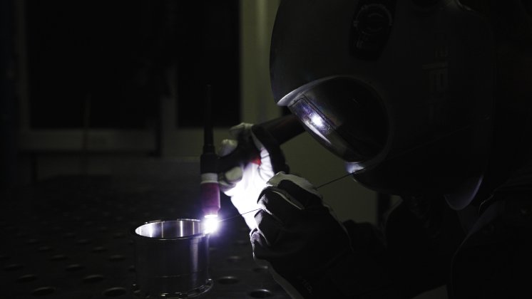 BU 0 Beim WIG-Schweißen verbindet ein Lichtbogen die Elektrode mit dem Werkstück.jpg