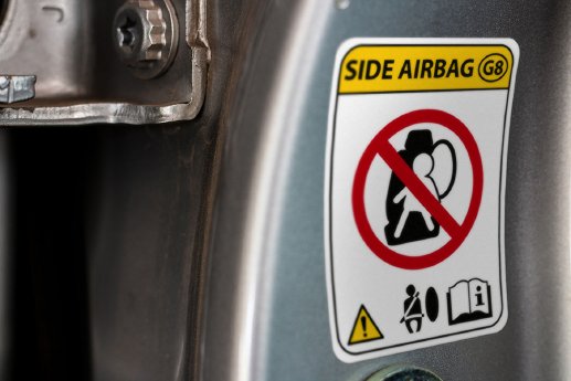 Indigo_Automotive_airbag_warning.jpg