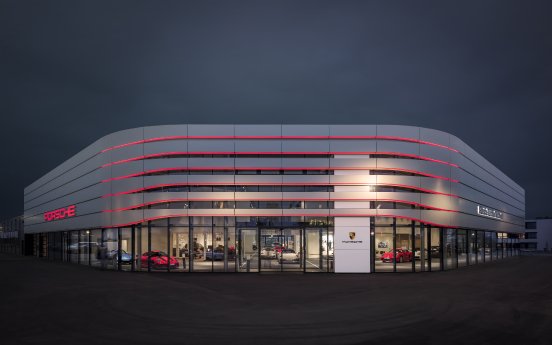 Porsche Zentrum Dortmund.jpg