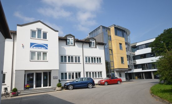 6-GIN_Laumer_Stammhaus_Massing_DSC_9160_ad.JPG