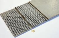 Beispiel für Faser-Matrix-Haftung: Ein Textilbeton-Plattenelement mit hochfester Carbonbe-wehrung, Bild: TU Dresden/CCeV