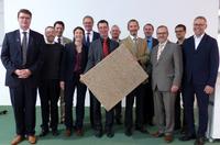 Sie trugen zum Gelingen des Caparol-Werkstofftags 2015 bei (von links): Oliver Berg/Caparol, Gerhard Enzenberger/Synthesa, Thomas Meyer/Caparol, Dr. Jenny Reuber/BASF, Karl-August Siepelmeyer/BV Farbe Gestaltung Bautenschutz, Franz Xaver Neuer/Caparol, Wolfgang Hoffmann/Caparol, Dr. Helge Kramberger-Kaplan/RMI, Manfred Obermayr/Synthesa, Philipp Boogman/IBO, Stefan Ehle/BV Farbe Gestaltung Bautenschutz sowie Manfred Haisch/BV Ausbau und Fassade (Fotos: Caparol Farben Lacke Bautenschutz/Achim Zielke)