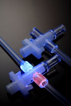 Dymax lichthärtende Lösungen für Zukunftstechnologien.jpg