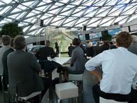 Im vergangenen Jahr waren über 300 Besucher zum Automotive Forum des Carbon Composites e.V. nach München gekommen. 2013 wird die Gläserne Manufaktur von Volkswagen in Dresden der Veranstaltungsort sein