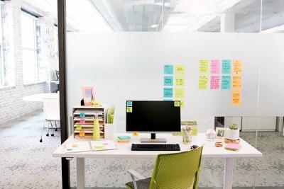 Post-it Haftnotizen sorgen dafür, dass Ideen über Tage sichtbar bleiben / Foto: 3M