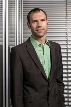 Dr. Florian Meyer, Audi AG.jpg
