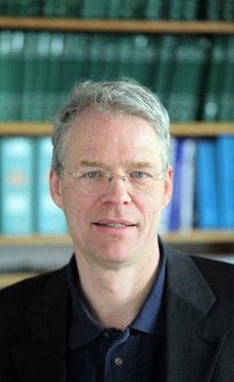 Prof Dr Martin Fuehr_Fotograf Andreas Arnold.jpg