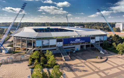 Im Rahmen der Zusammenarbeit versorgt GlobalConnect unter anderem das Rostocker Ostseestadion mit ultraschnellem Glasfaser-Internet
