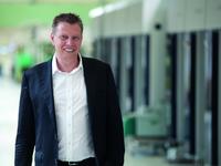 Ralf Schubert ist Geschäftsführender Gesellschafter (Technik) der Gerhard Schubert GmbH. Gemeinsam mit seinem Bruder Gerald Schubert und seinem Vater Gerhard Schubert leitet er im Führungstrio das Unternehmen. Foto: Gerhard Schubert GmbH