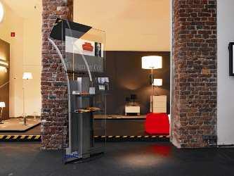 World premiere at ISE 2008: the new HoloProTM 4