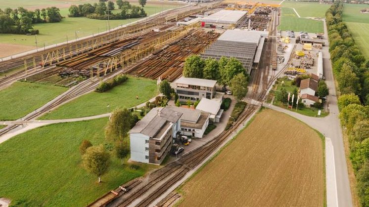 Das Bahntechnik Center Hägendorf liefert jährlich 150 Tonnen Weichen, Schienen,.jpg