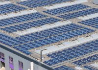 Schon seit 10 Jahren bedecken Solarzellen das Dach der Terra-Cloud in Hüllhorst