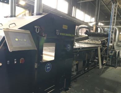 Sesotec‘s VARISORT WEEE multi-sensor sorting systems reliably separate plastics from printed circuit boards and metals.