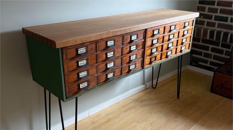 upcycling-kommode-werkzeugschrank-holz-moebel-oli-natura-tobi-handcraft.jpg