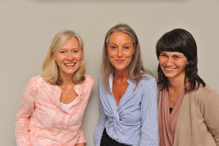 Das Team der Koordinierungsstelle Frau und Beruf (v. l.): Andrea Meyer, Christiane Finner und Ufuk Kurt, Foto: Peter Hiltmann