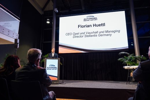 260122_ame-opening-107 (c)viveart.jpg