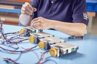 Für die Lasermaterialbearbeitung bietet Steinmeyer Mechatronik ein breites Spektrum an innovativen Positionierlösungen und optischen Komponenten