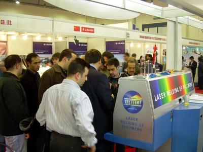 Große Nachfrage nach Laserschweißen bei Treffert auf der Plast Eurasia 2006