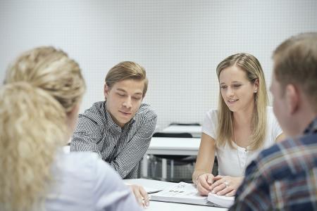 Welches Weiterbildungsangebot das Richtige ist, dazu berät der Graduate Campus Hochschule Aalen nun kostenlos / Bildnachweis: © Hochschule Aalen / Sandro Brezger