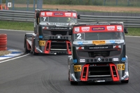 Markus Oestreich, Markus Boesiger und Adam Lacko fuhren mit ihren schwarz-roten Race Trucks auch in Smolensk wieder ganz vorne mit