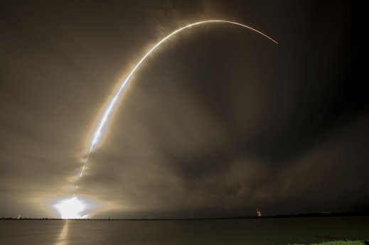 TRE_PM_STAR_Bild-01+(c)+SpaceX-Imagery.jpg