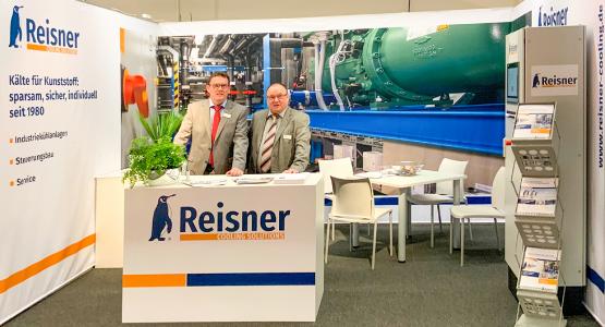Thomas Imenkämper und Günter Sareyko (v.l.n.r.) von Reisner Cooling Solutions begrüßten an ihrem Messestand auf der KUTENO 2019 zahlreiche interessierte Kunden und Partner.