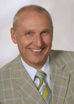Direktor Direktvertrieb Dieter Lindner.jpg