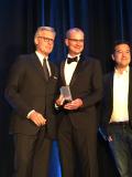 Preisverleihung des CTBUH Awards in Chicago: Links: Prof. Michael Cesarz / Rechts: Markus Jetter (Quelle: thyssenkrupp)