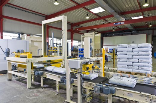 Förderband mit Sackdreher_SMB.jpg