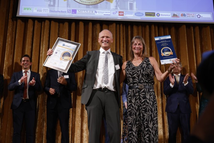 Preisverleihung-Christian-Skala-Julia-Skala-bayrischer-Mittelstandspreis-2025.jpg