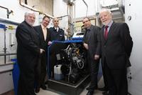 Hans Mönninghoff, Erster Stadtrat und Wirtschafts- & Umweltdezernent der LHH, Harald Halfpaap, Geschäftsführer enercity-Fonds proKlima, Markus Kropp, Brandschutzbezirksleiter Feuerwehr Hannover, Udo Sahling, Geschäftsführer Klimaschutzagentur Region Hannover, Dieter Cordes, Geschäftsführer GBH Mieterservice Vahrenheide, Foto: Mirko Bartels