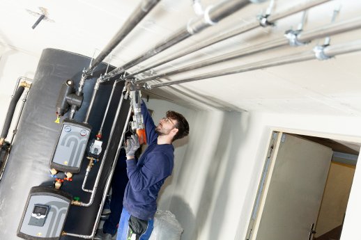 Sanitär-, Heizungs- und Klimatechnik_www.amh-online.de - Sascha Schneider.jpg