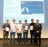 Erstplatziert: Fünf Schüler des Gymnasiums am Kaiserdom Speyer mit der 
