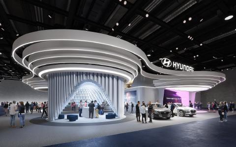 Zur Auto China 2020 in Peking feiert der erste Messeauftritt einer neuen Mobilitäts-Generation Premiere - konzipiert und entworfen von der Berliner Innovationsagentur Graft Brandlab für den südkoreanischen Automobilhersteller HYUNDAI. Mithilfe von generativen und parametrischer Design-Tools wurde ein flexibles Standkonzept mit adaptierfähigen, modularen Elementen entwickelt. Immer im Mittelpunkt: Der Mensch.