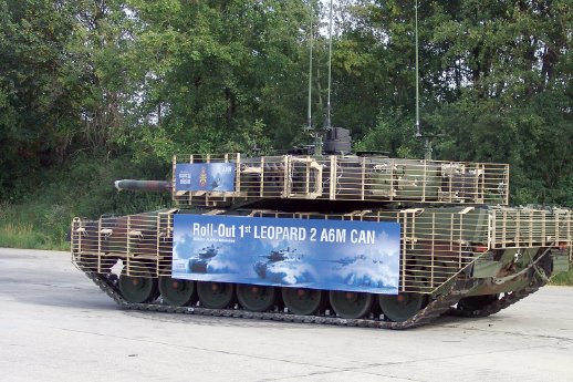 Press Picture LEOPARD 2CAN.jpg