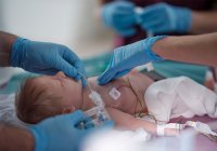 Realismus, Präzision und Energieeffizienz – wie Laerdal Labs Vienna die Zukunft der medizinischen Simulation mithilfe zuverlässiger Lithium-Polymer-Batterien von Jauch gestaltet
