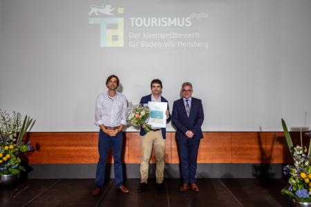 Laudator Prof. Dr. Axel Jockwer, Alexander Feldberger, Minister Guido Wolf