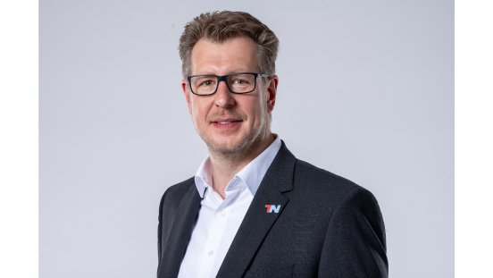 Pressefoto Gerd Bart, Gründer und Geschäftsführer der Transaction-Network GmbH & Co. KG.png