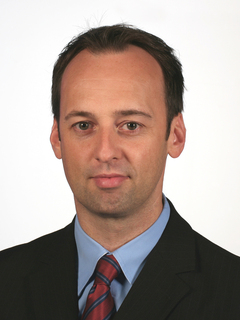 Referent Simon Davis von Phoenix Contanct