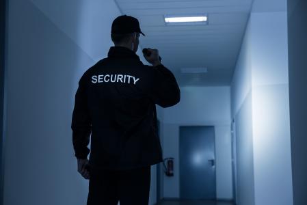 Normreihe DIN 77200 - Sicherheitsdienstleister werden mit neuen Normteilen und erweiterten Anforderungen konfrontiert. (c) Fotolia 51450103