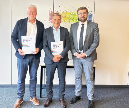 kooperationsvereinbarung-zwischen-den-stadtwerken-saalfeld-und-tele-columbus.jpg