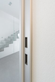 Küffner Aluminiumzarge BZS 8133.jpg