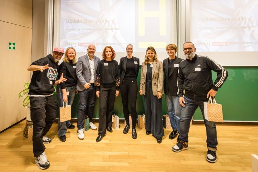 Update-Demokratie-(c)-Hochschule Hannover.jpg